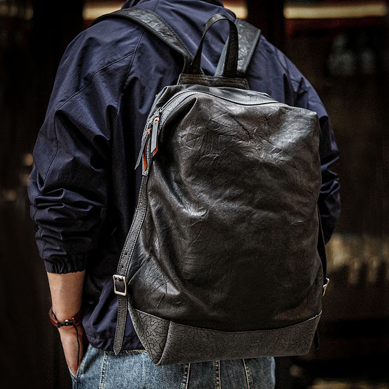 轻量化登山包男士软牛皮旅行双肩包真皮大容量书包休闲电脑背包