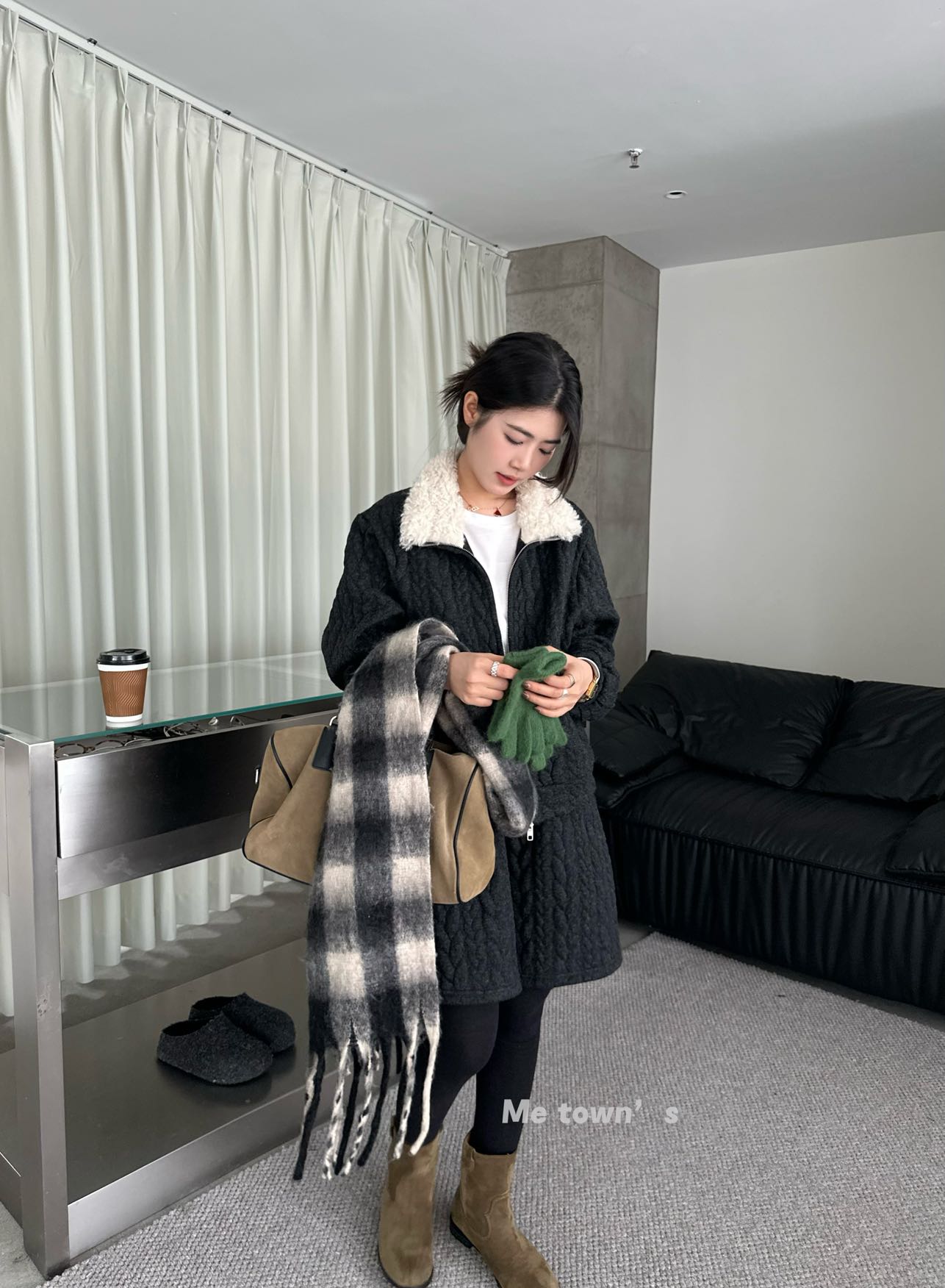 2025冬季新款韩版休闲宽松显瘦百搭呢子麻花翻领套装+短裤女爆款