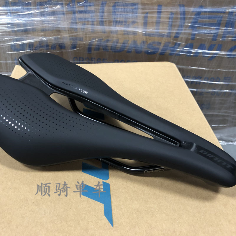 giant短鼻竞技碳底台湾产坐垫