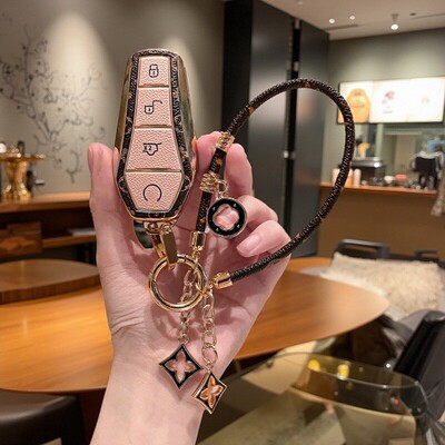 适用于比亚迪钥匙套海豚宋plus秦dmi汉ev元唐海狮05豹06车扣gt鸥L