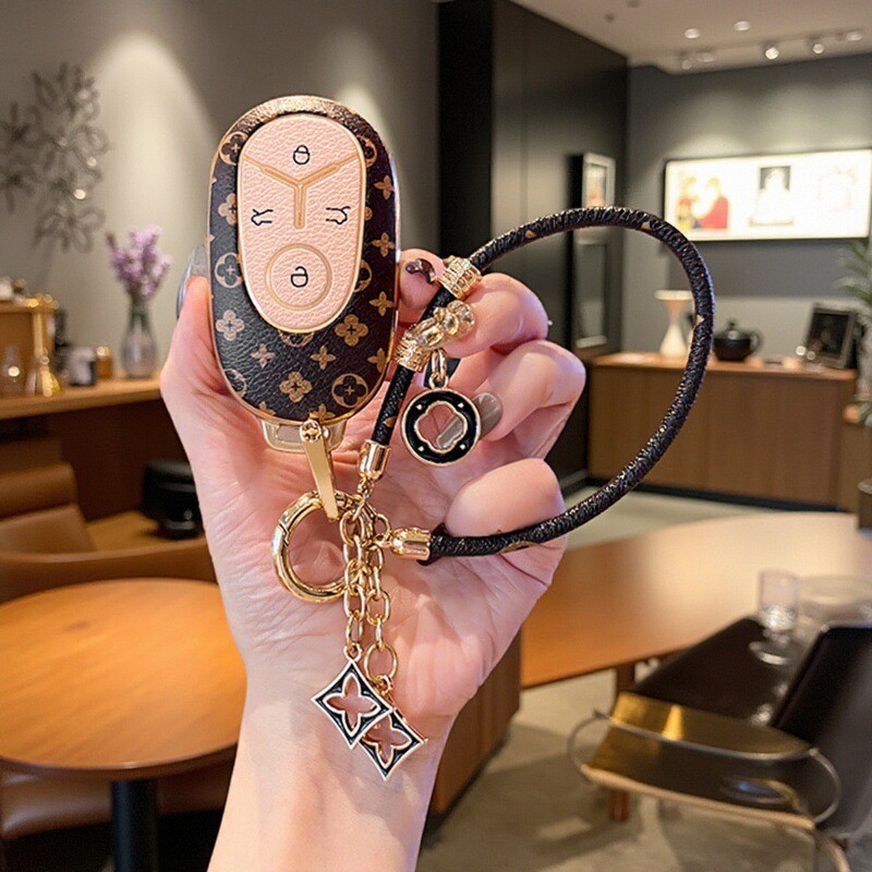 适用于吉利星愿钥匙套2025款心愿自由版探索版高档女汽车壳扣包