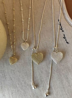 韩式气质镂空爱心吊坠ins风项链女小众设计感百搭抽拉长款毛衣链