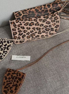 新款韩国ins小众网红时髦豹纹皮革跨境挂脖迷你小包包项链眼镜包