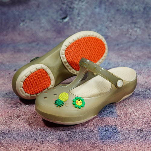 专利橡胶防滑底洞洞鞋