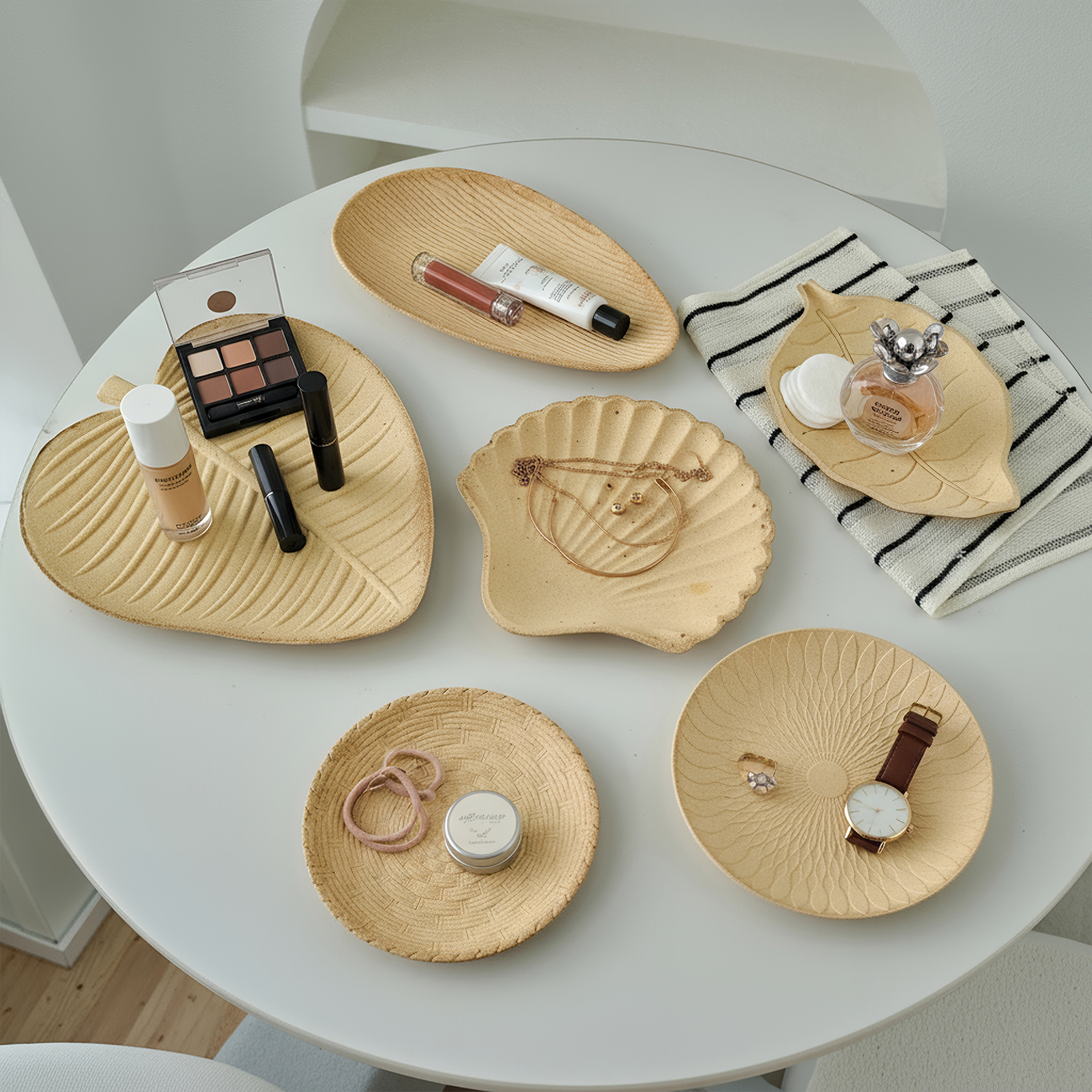 DIY绘画涂鸦上色叶子果盆摆件