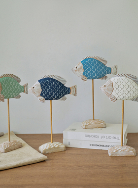 海洋风木质站立式小鱼装饰摆件