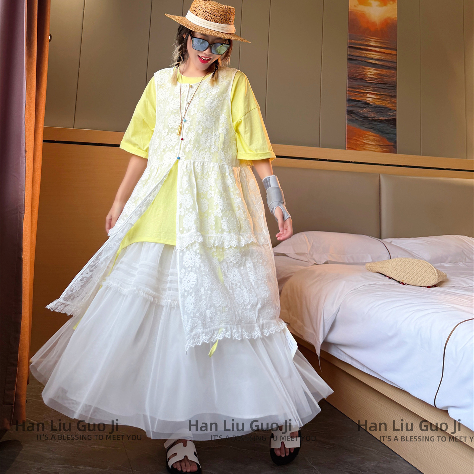 夏季蕾丝镂空背心罩衫叠穿无袖T恤女中长款森系宽松百搭连衣裙ins