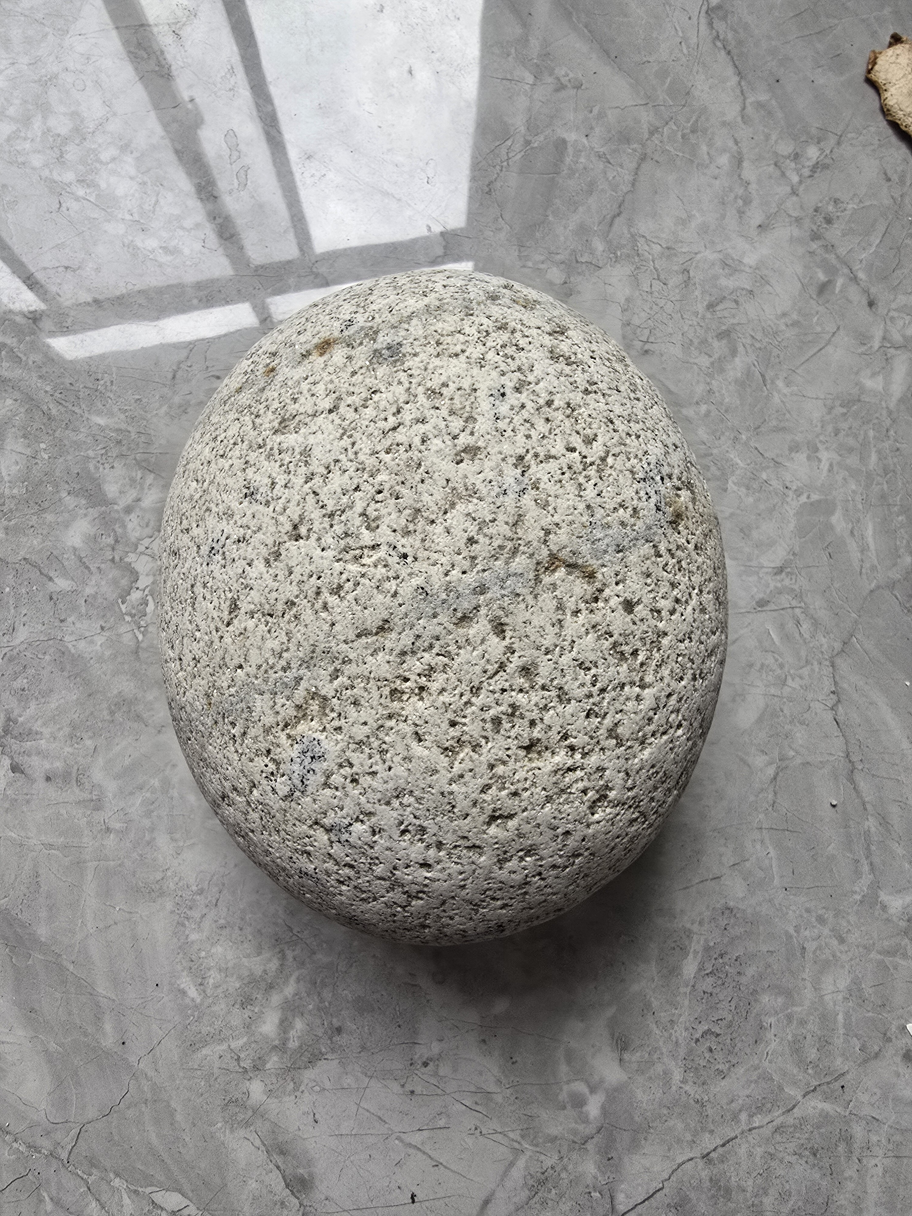圆形石头天然正圆形扁平鹅卵石头圆润光滑