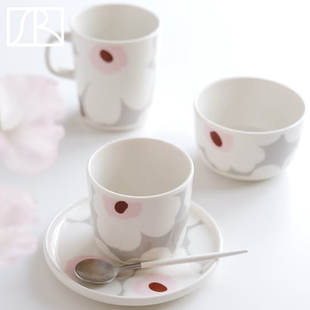 2025日本限定白花粉芯马克杯手握杯咖啡杯圆盘子 芬兰Marimekko