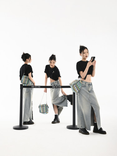 彩色格子骰子包可放手机