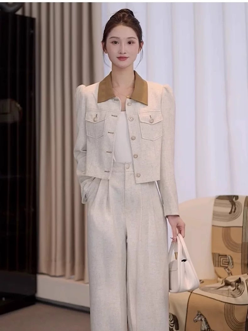 秋冬减龄一整套穿搭女装显瘦气质小香风休闲运动高腰阔腿裤两件套