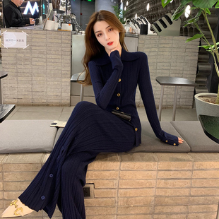 今年流行洋气修身减龄纯色显瘦套装女针织阔腿裤高级感两件套潮女