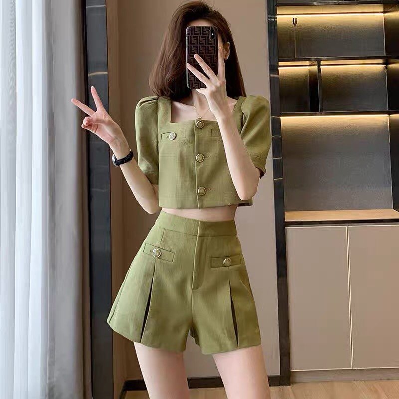 高级感小香风套装女2022夏季新款方领泡泡袖上衣+阔腿短裤两件套,女装/女士精品,时尚套装,淘宝优惠券,粉丝福利购,淘宝优惠卷