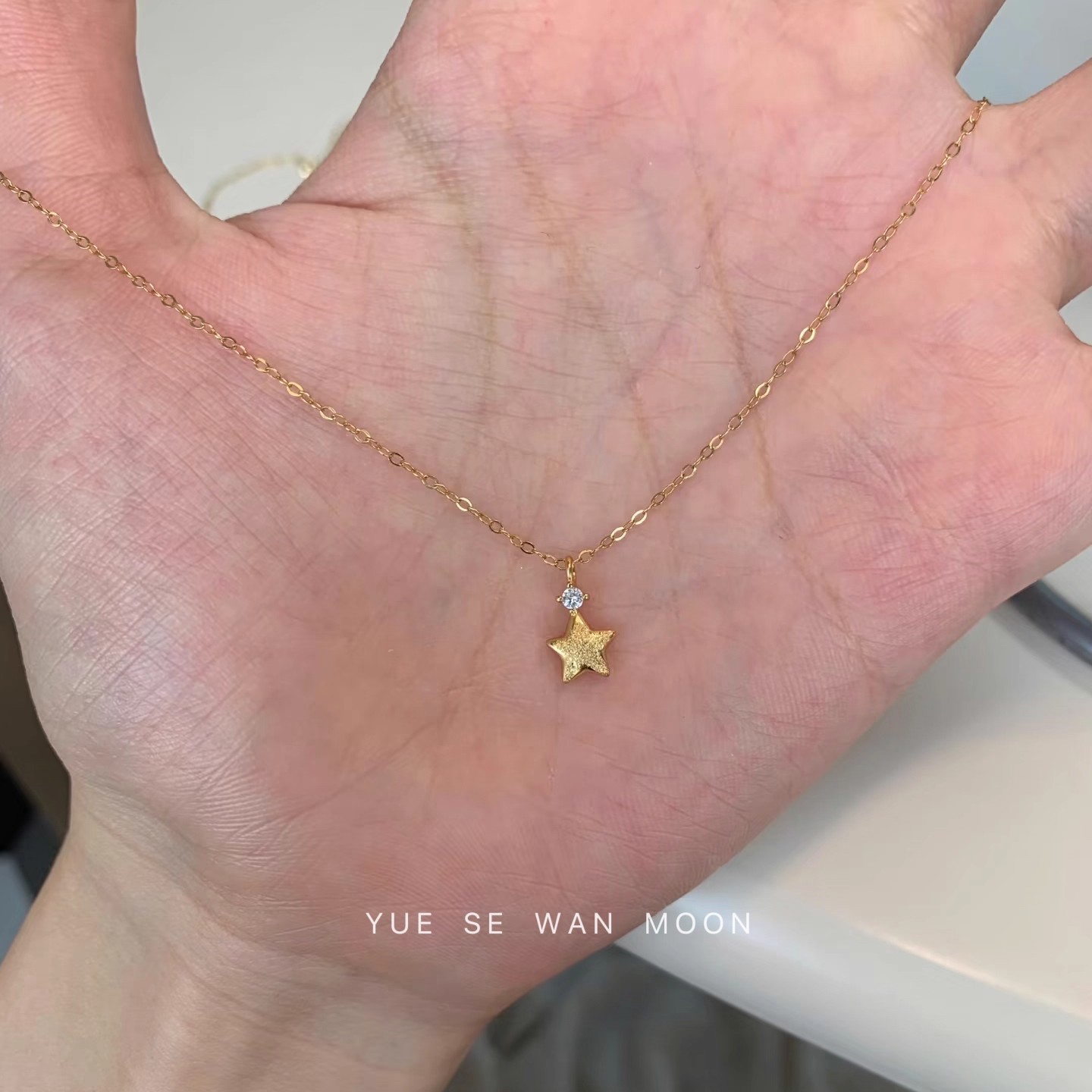 锆石拉丝星星项链简约ins韩系独特个性冷淡风锁骨链女生日礼物