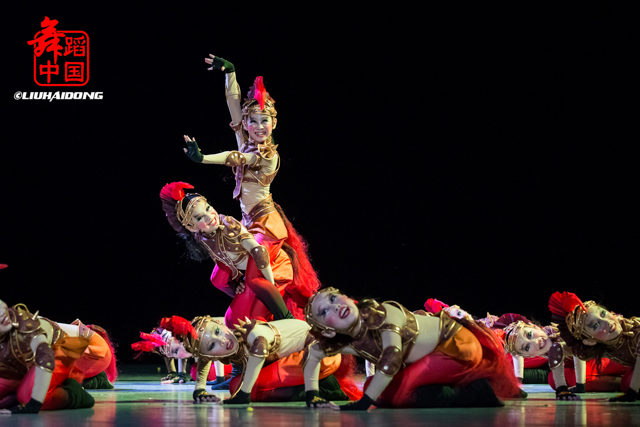 六一儿童第八届小荷风采小马奔腾舞蹈表演服装少儿马造型演出服装