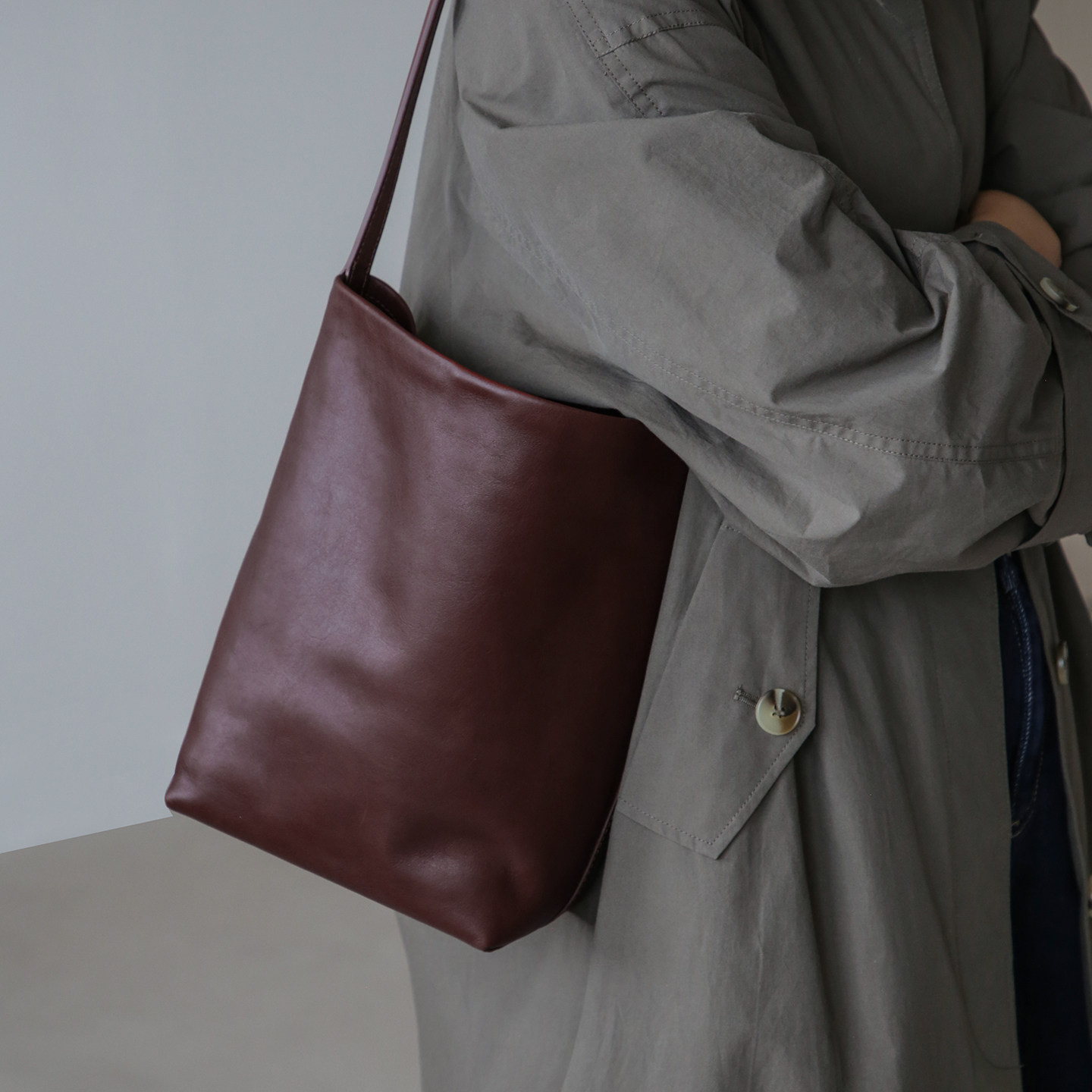 漫色植鞣头层牛皮水桶包女真皮慵懒风简约高级感大容量单肩腋下包,箱包皮具/热销女包/男包,水桶包,淘宝优惠券,粉丝福利购,淘宝优惠卷