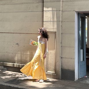 鹅黄拼接低腰大裙摆度假氛围感裙 复古蕾丝连衣裙 七月伊萨尔 法式