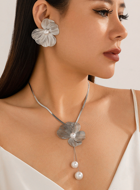 银杏叶仿珍珠扁蛇骨链耳钉项链套装 欧美甜美网红ins气质锁骨链潮