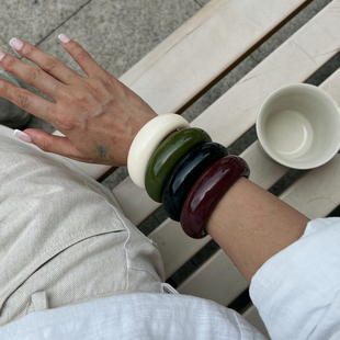 异形光面树脂开口手镯手链女2025冬复古时尚个性街拍气质饰品