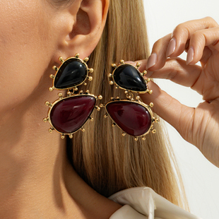复古水滴树脂宝石异形耳钉女2026春潮时尚个性小众设计感旅拍饰品