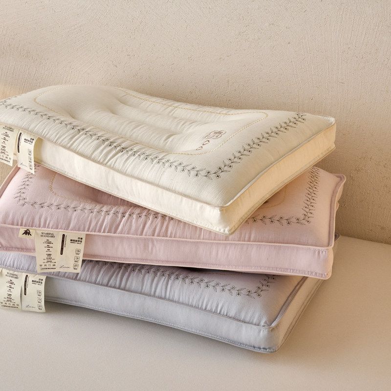 深睡护颈亚麻羽丝绒枕头绣花高弹承托颈椎枕成人学生枕头透气枕芯