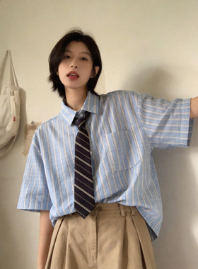 学院风条纹短袖衬衫男夏宽松复古蓝色上衣设计感小众文艺女衬衣潮