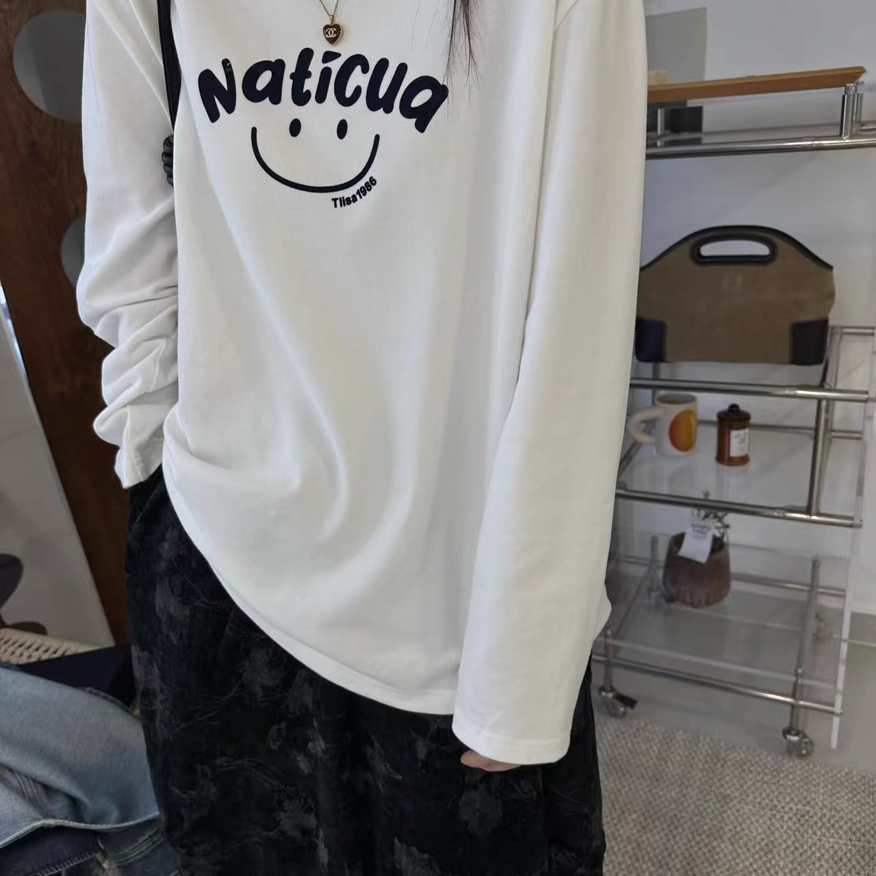 one磨毛长袖T恤女2025冬韩版字母笑脸圆领百搭弹力打底衫套头上衣