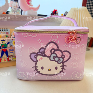 日系卡通可爱猫咪刺绣手提箱型化妆包旅行便携护肤品补妆收纳包萌