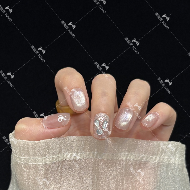 【L69】碎钻拼搭短款可爱百搭显白猫眼穿戴甲