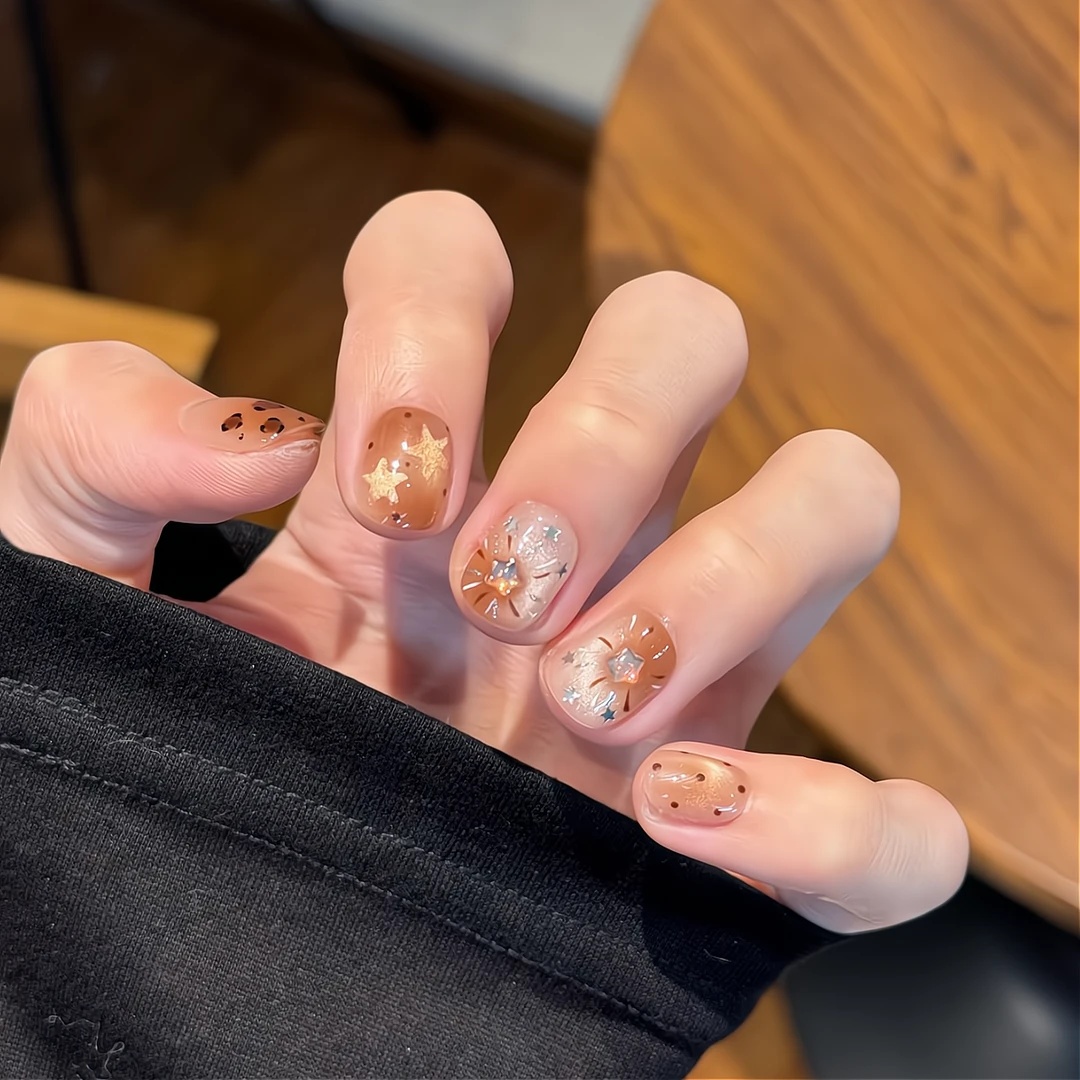 【秋咖星星】可爱星星渐变焦糖晕染短款猫眼穿戴甲