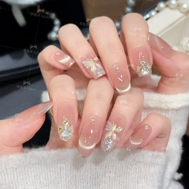 【花语蝶】显白纯手工裸色带钻中长穿戴甲日常款百搭,彩妆/香水/美妆工具,穿戴甲/甲片,淘宝优惠券,粉丝福利购,淘宝优惠卷