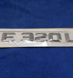 奔驰E系后标后字标E200E300E230E330字标字母标