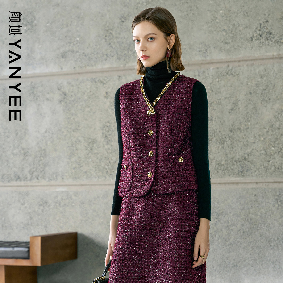 颜域红色粗花呢马甲