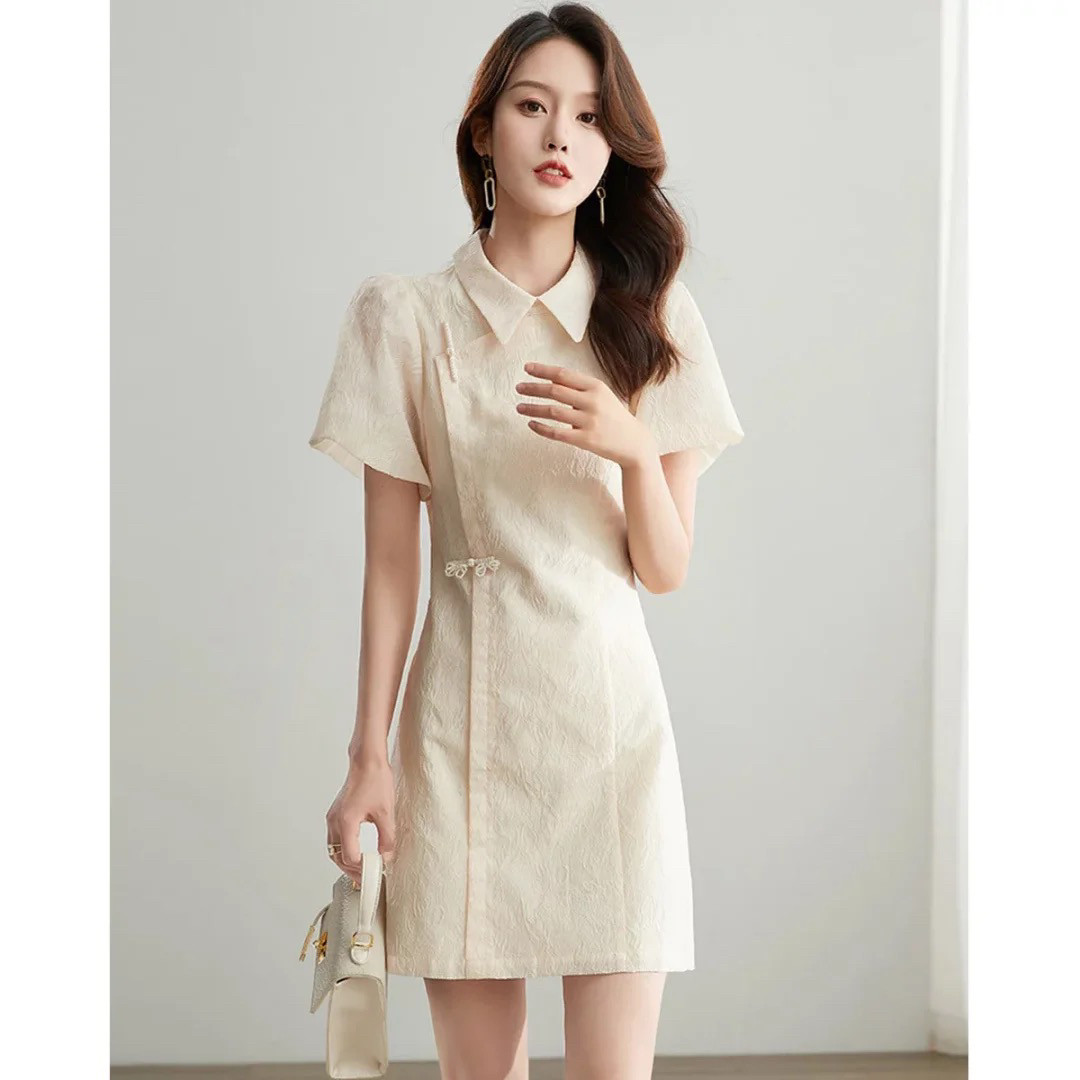 女装气质翻领夏装设计感盘扣撞色气质显瘦连衣裙