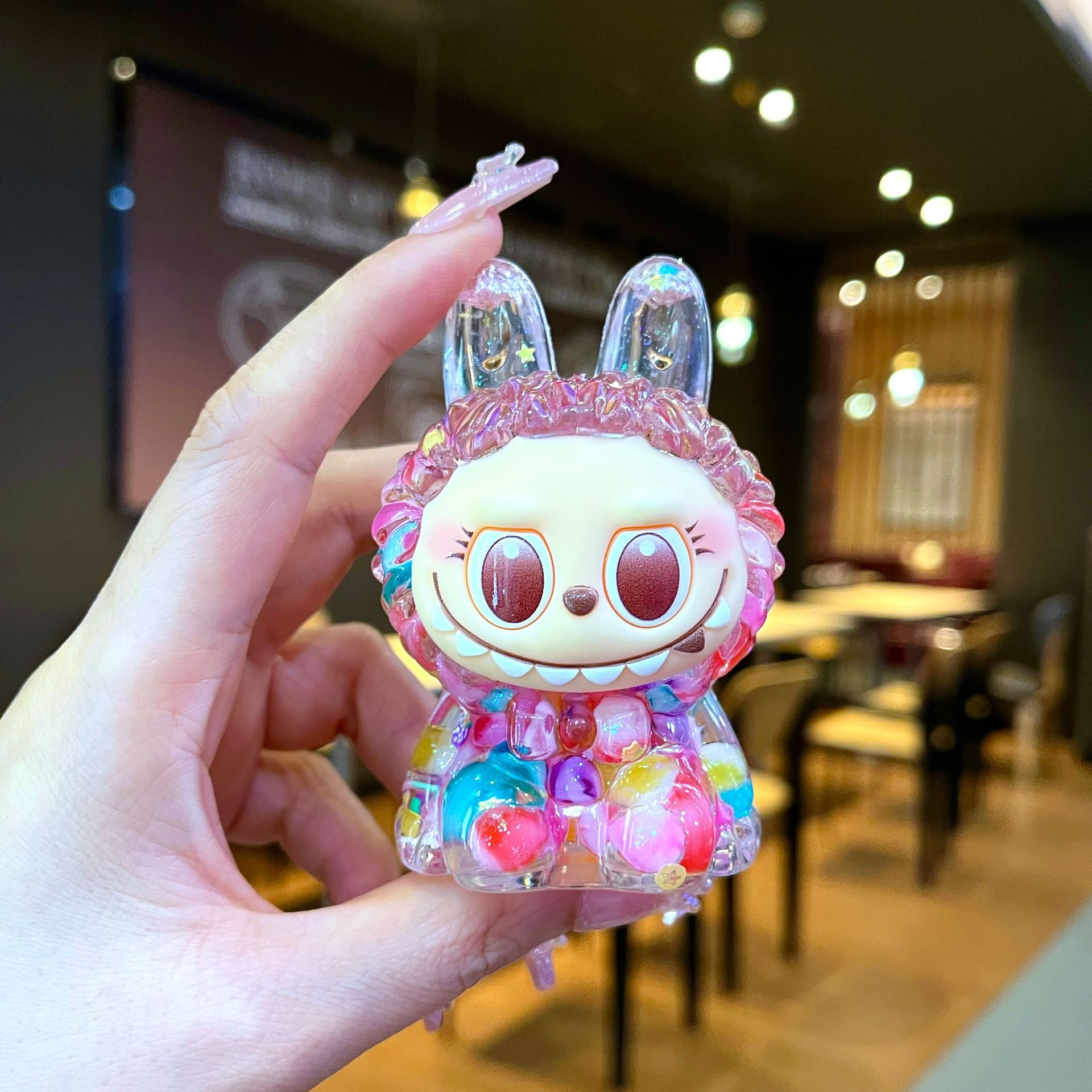 创意潮玩兔子公仔流沙入油摆件