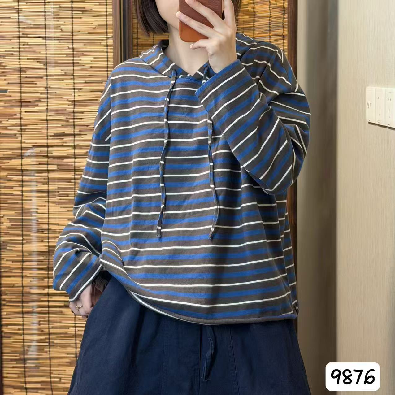 2026秋季新款纯棉连帽条纹T恤女时尚个性休闲宽松减龄长袖上衣潮