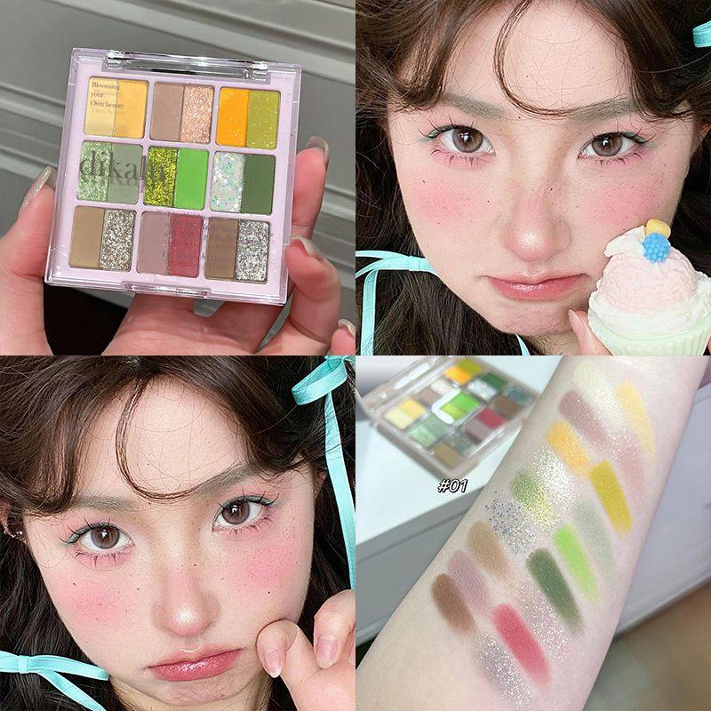 正品蓝色和紫色对比烟雾！新盘18色眼影调色板蓝色珠光便携式游戏,彩妆/香水/美妆工具,眼影,淘宝优惠券,粉丝福利购,淘宝优惠卷