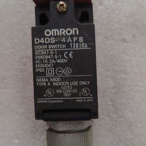 议价安全门开关D4DS-4AFSD4DS-1AFSD4DS-2AFS