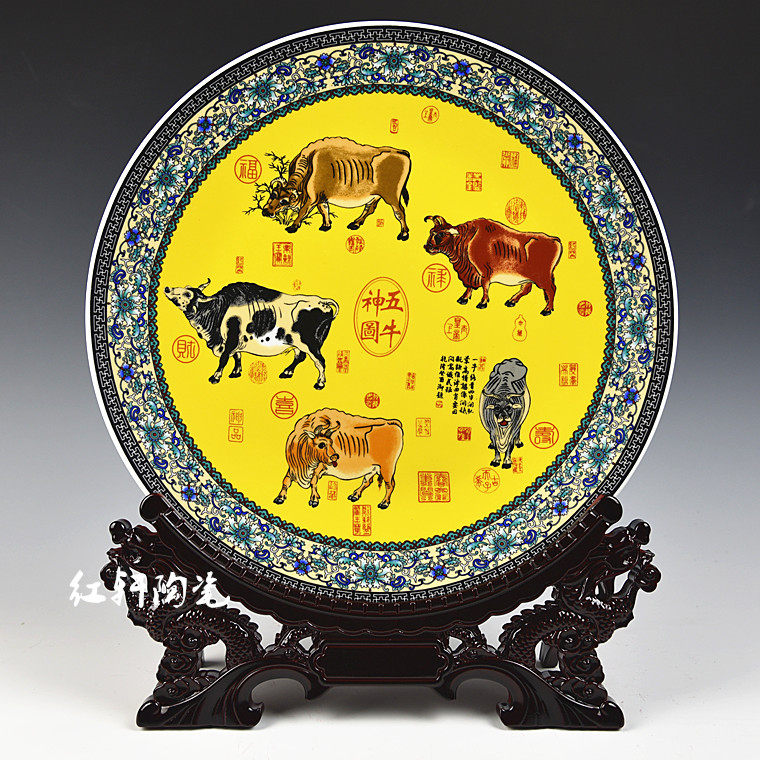 JINGDEZHEN 도자기 다섯 암소 그림 교수형 접시 홈 TV 캐비닛 와인 캐비닛 사무실 장식 접시 장식품 공예품