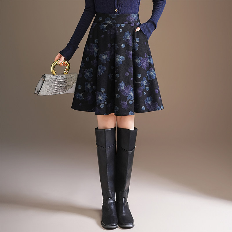 A字半身百褶裙毛呢秋冬女印花小摆裙短裙半裙蓬蓬裙子2025年新款