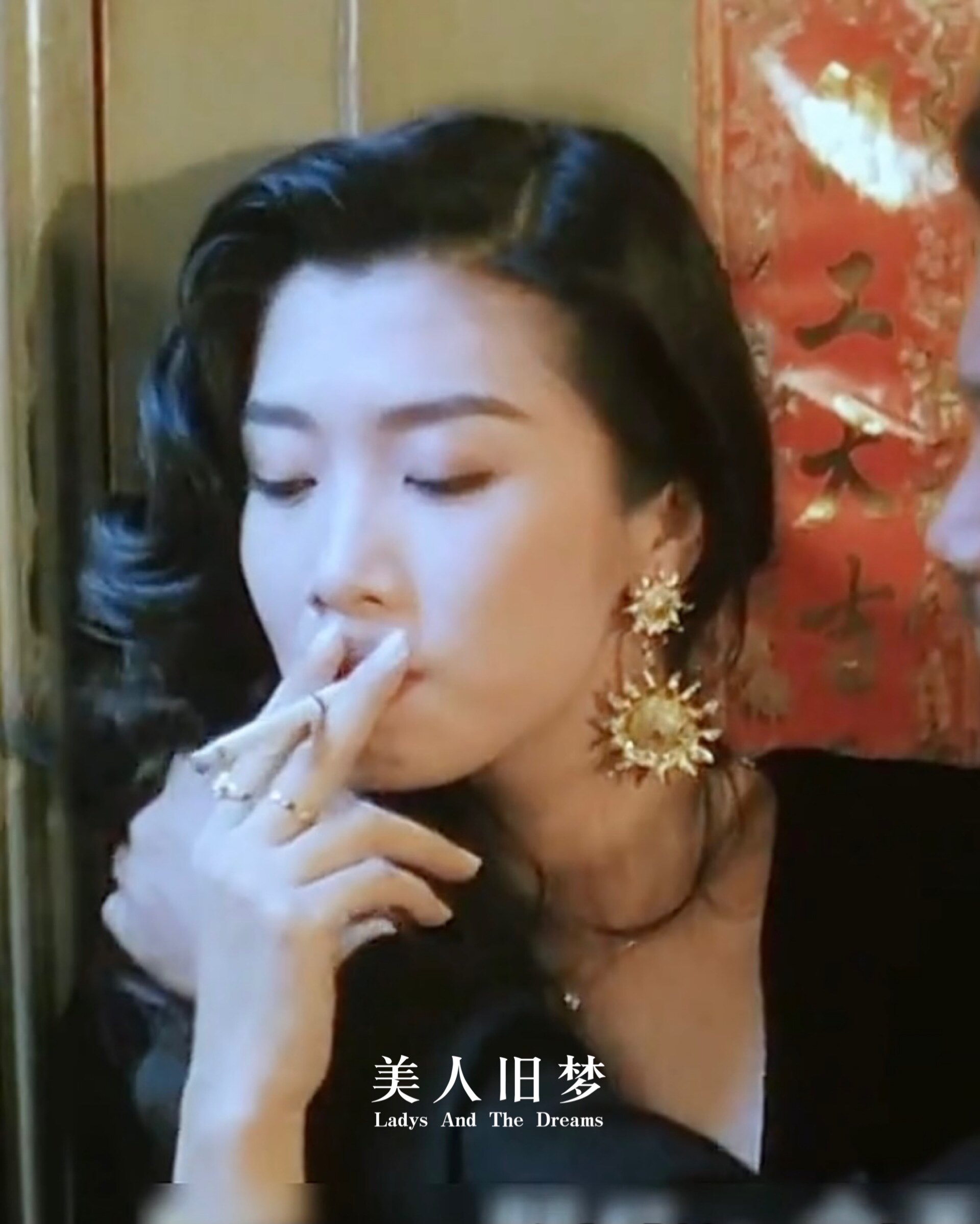 怀旧港风电影港星吴家丽性感金色花朵夸张金属复古氛围感大嫂耳环