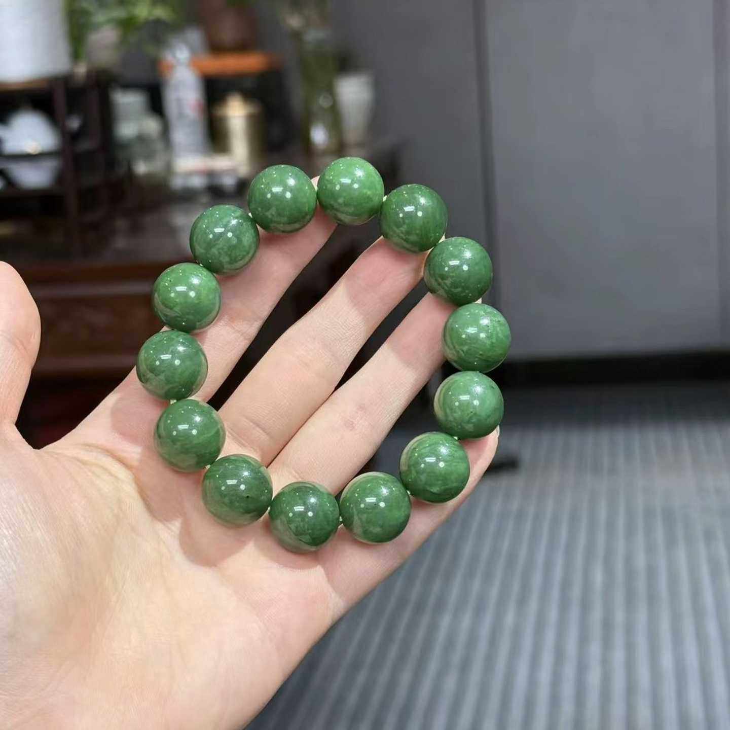 老坑菠菜绿碧玉手链手串男女款