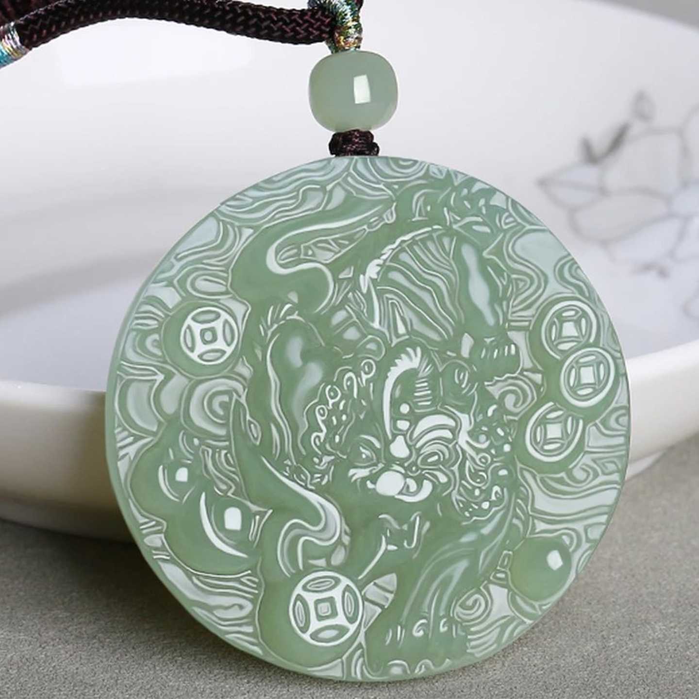 天然和田玉貔貅吊坠男款大号双面圆牌子貔貅挂件男女招财貔貅玉佩