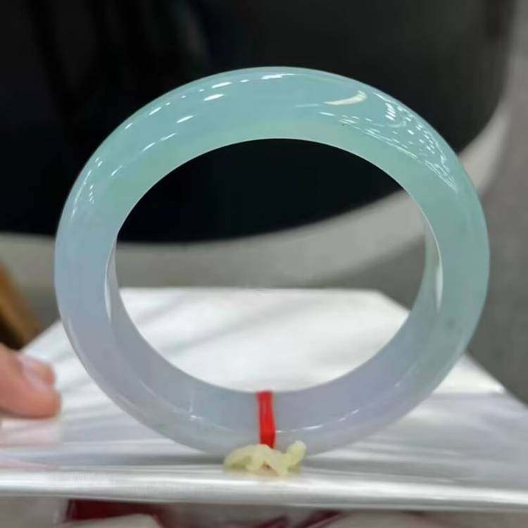 缅甸翡翠手镯冰糯种晴水浅绿飘绿翡翠处理玉镯子女款玉石玉器手镯