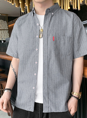 灰色条纹衬衫男短袖竖夏季薄复古港风村子青少年休闲衬衣工装潮牌