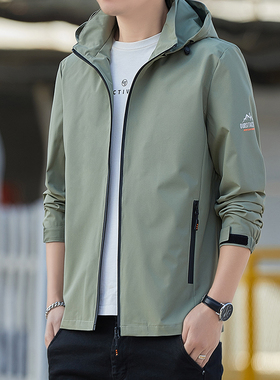 浅绿色男士夹克初秋甲冷淡系字母印花休闲外套连帽潮流工作服防风