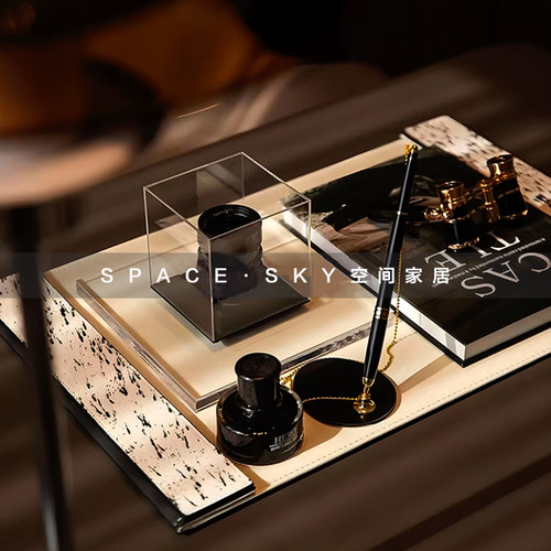 现代简约样板间书房桌面摄影主题摆件书桌钢笔墨水软装饰品组合