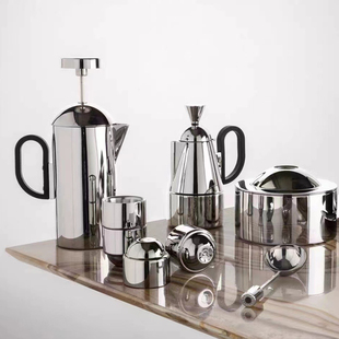 现代轻奢样板间餐边柜层架咖啡壶法压壶不锈钢水壶摆件酒柜冰桶