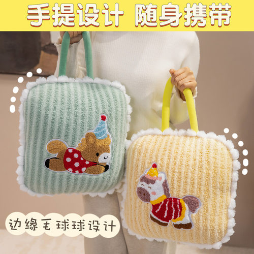 卡通抱枕毯子两用办公室午睡毯可收纳二合一毯子午休枕头靠枕毛毯