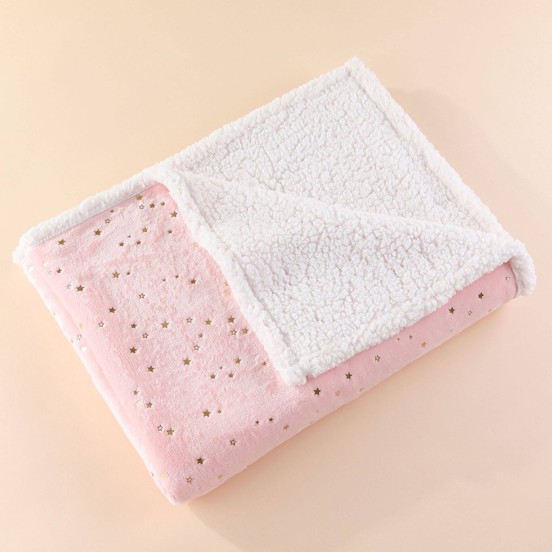 新生儿秋冬折边包毯宝宝双层加厚法兰绒羊羔绒盖毯童毯推车毯毛毯